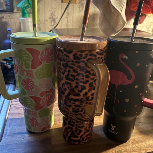 Tropical and Animal Print Insulated Tumblers by - Picture 1 of 1